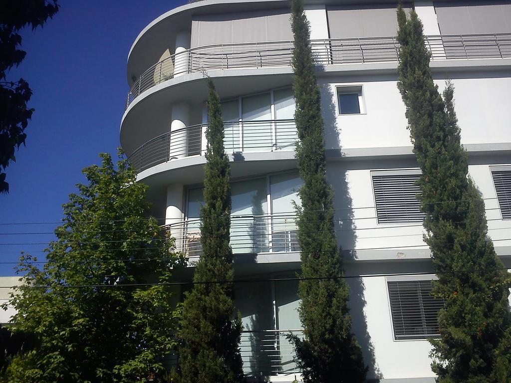 Penelope Central Nikosia Bagian luar foto