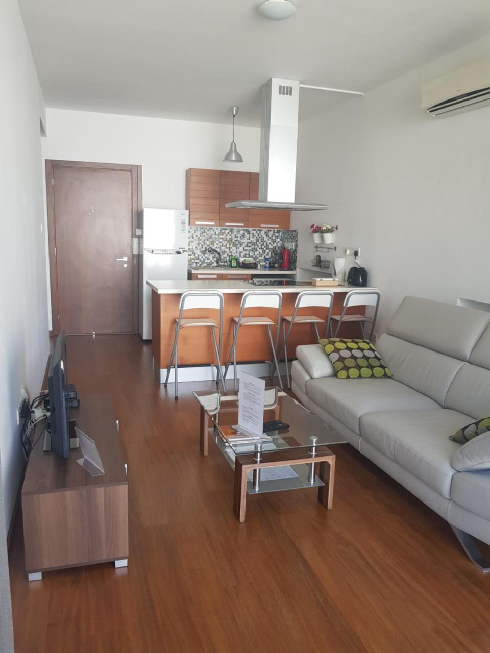 Penelope Central Nikosia Bagian luar foto